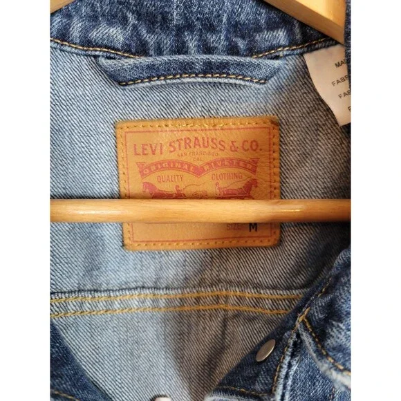 Levi's Womens Denim Jean Jacket Size M - Picture 2 of 8